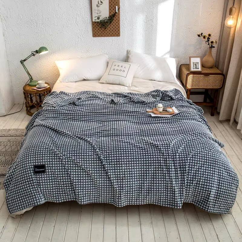 Ultra-Soft Plaid Fleece Bed Blanket