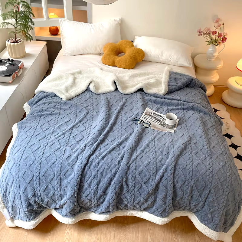 Warm & Fluffy Fleece Bedspread