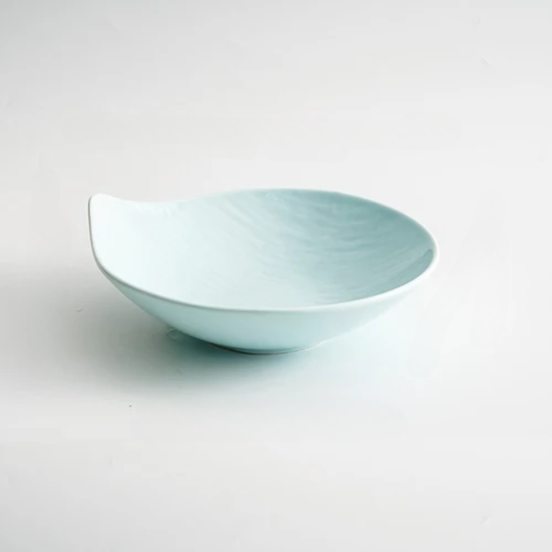 Ceramic Leaf-Shaped Bowls