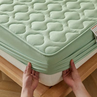 Cotton Thickened Mattress Cover, Quilted Fitted Mattress Pad Protector, Hypoallergenic Soft Bed Topper Bedding 140/160/200X200Cm