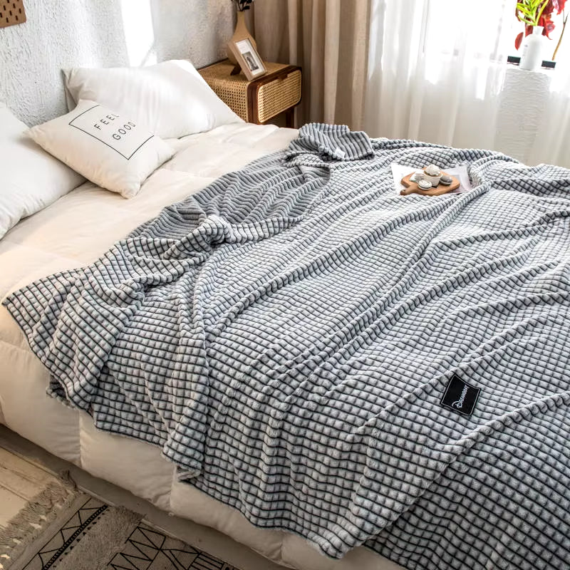 Ultra-Soft Plaid Fleece Bed Blanket