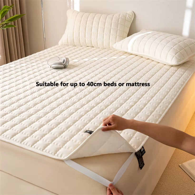 Waterproof Mattress Cover with 4 Elastic Corner Straps Noiseless Non-Slip Mattress Protector Quilted Fitted Bed Pad Bedspread