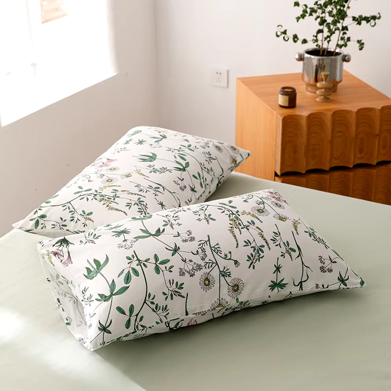 Chic Cotton Pillowcase Set