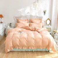 Ruffled Lace Quilt Set