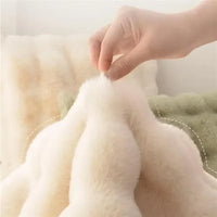 Winter Warm Super Soft Imitation Rabbit Plush Sofa Slipcover Thicken Bubble Velvet Non-Slip Sofa Cover Universal Fluffy Sofa Mat