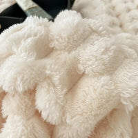 Luxurious Large Soft Fleece Blankets All Season 3D Clouds Stylish Jacquard Throw Blanket for Sofa Couch Bed Fuzzy Plush Blanket