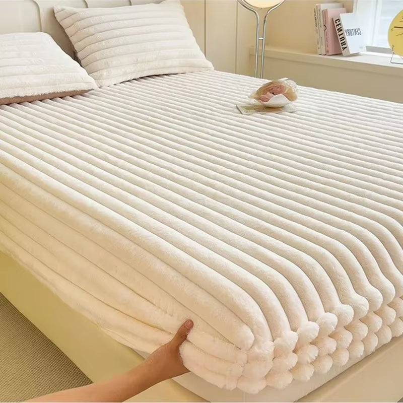 Winter Warm Soft Faxu Rabbit Fur Bedspread Solid Color Coral Fleece Bed Sheet Mattress Cover Bed Fitted Sheet Mattress Protector