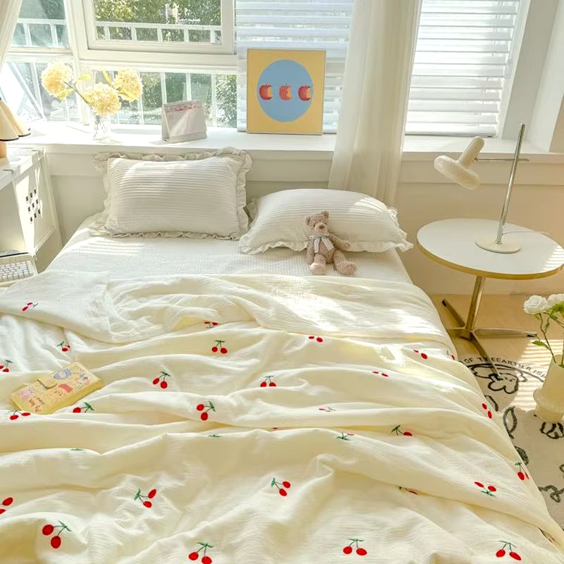 Soft, Skin-Friendly Home Quilt Duvet